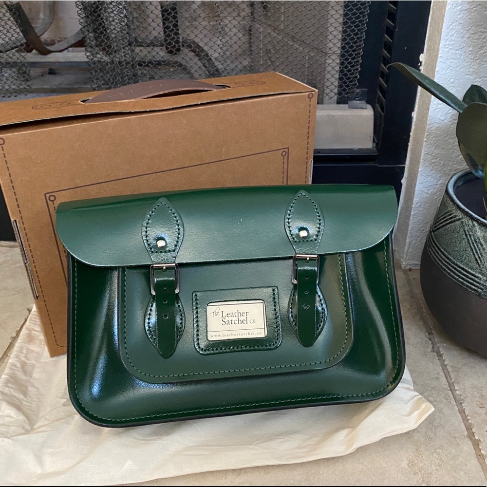 NWT Classic Leather British School Style Satchel